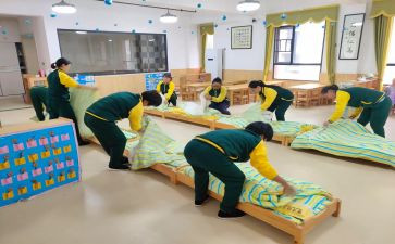 幼儿园保育员老师的工作总结5篇