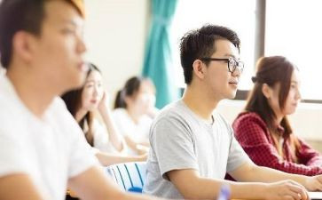 大学班长工作述职报告7篇