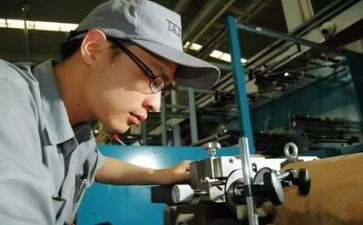 工人年度工作总结报告8篇