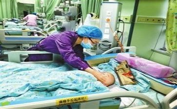 护士全年工作总结8篇