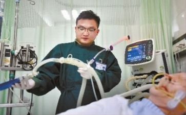 2024年护士年终总结范文6篇
