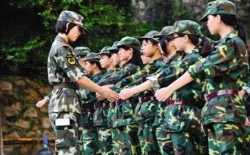 初次军训心得体会8篇