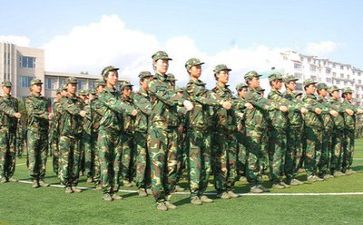 公司军训周总结报告8篇