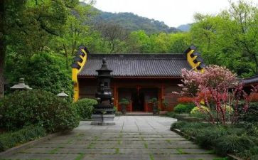 寺年终总结报告参考6篇