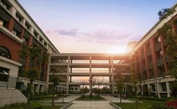 学校2023的工作总结模板7篇