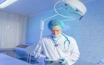 医生个人述职简短报告精选5篇