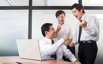 老职工事迹5篇