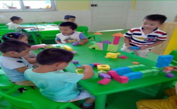 幼儿中班月总结报告7篇
