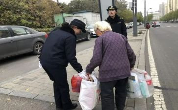 村助人为乐事迹材料300字7篇