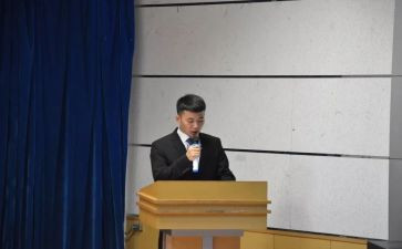 竞选主席的演讲稿模板6篇
